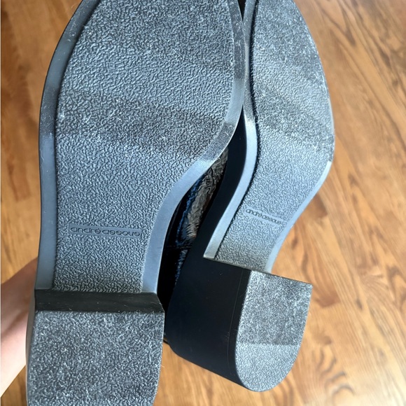 Andre Assous Gemma New in box
Patent leather Gemma size 8.5
New in box
Unworn - Picture 6 of 8